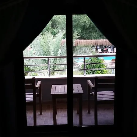 ホテル Riverside ダルヤン