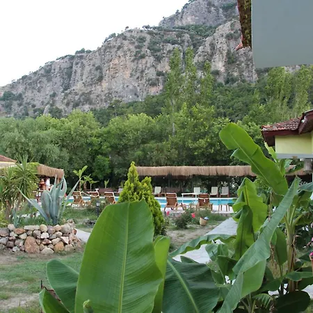 ホテル Riverside 3*