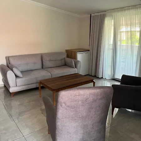 Hotel Riverside 3*