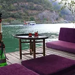Riverside Dalyan