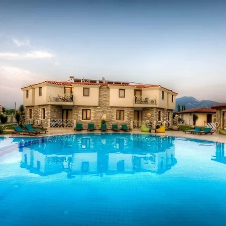 Riverside 3* داليان