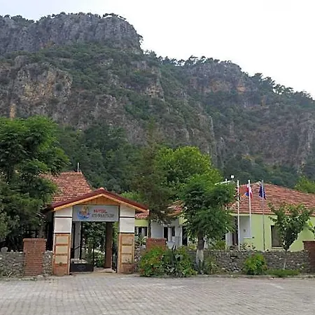 Riverside Ξενοδοχείο 3*