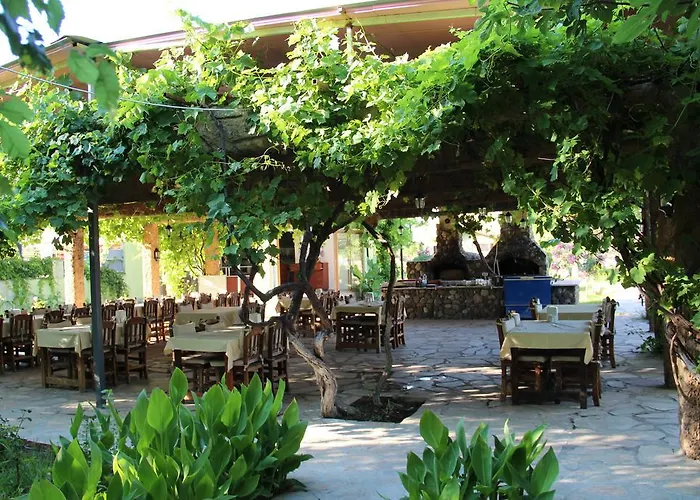 Riverside Ξενοδοχείο 3*