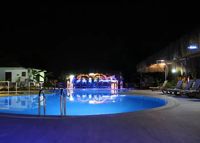 Ξενοδοχείο Riverside 3*