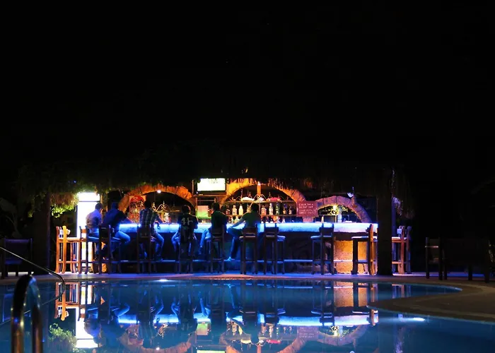 Ξενοδοχείο Riverside 3*